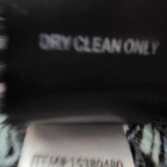 Torrid Babydoll Top Womens Plus Sz 3X Crochet Trim Lace-Up Black Floral Boho - Picture 12 of 14